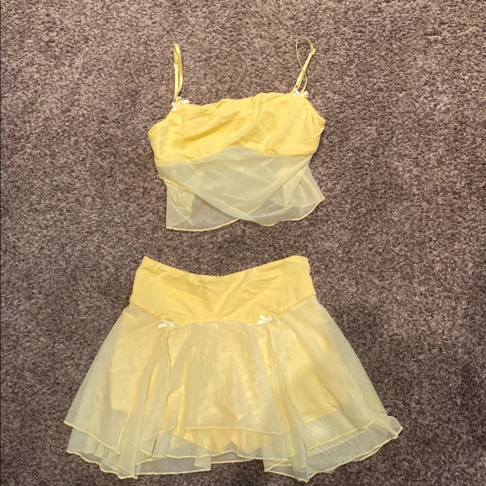 Free gift! Yellow Women's Skirt Set worn once